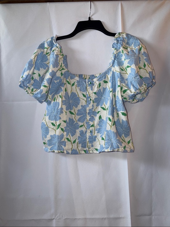 Who What Wear Tops - WWW Blue Floral Puff-Sleeve Square-Neck Top - Women